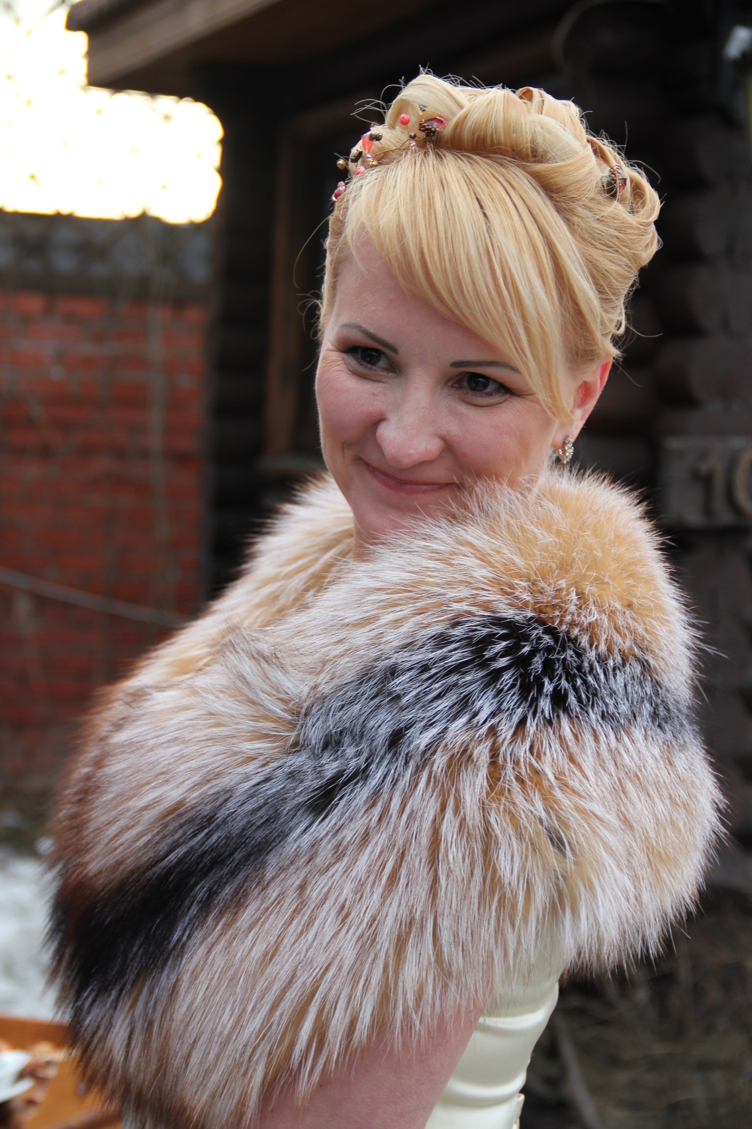 Горжетка из лисы купить Москва Wedding fur